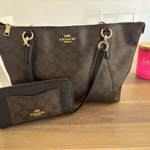 Coach Bag & Coach Wallet Set